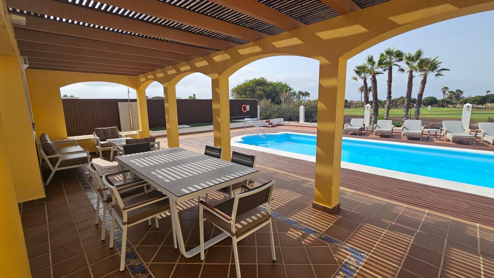 Villa Bonita On Golf In El Descanso ,Caleta Fuste-Fuerteventura Caleta De Fuste Exterior photo
