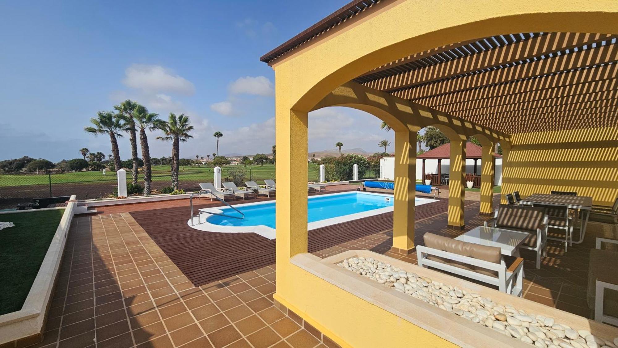 Villa Bonita On Golf In El Descanso ,Caleta Fuste-Fuerteventura Caleta De Fuste Exterior photo